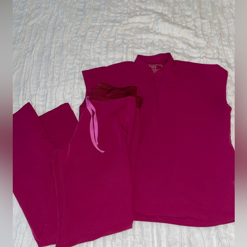 FIGS scrubs